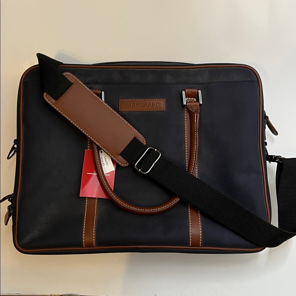 Baekgaard Leather Bag Business Laptop Bag Crossbody Train bag NEW Blue & brown